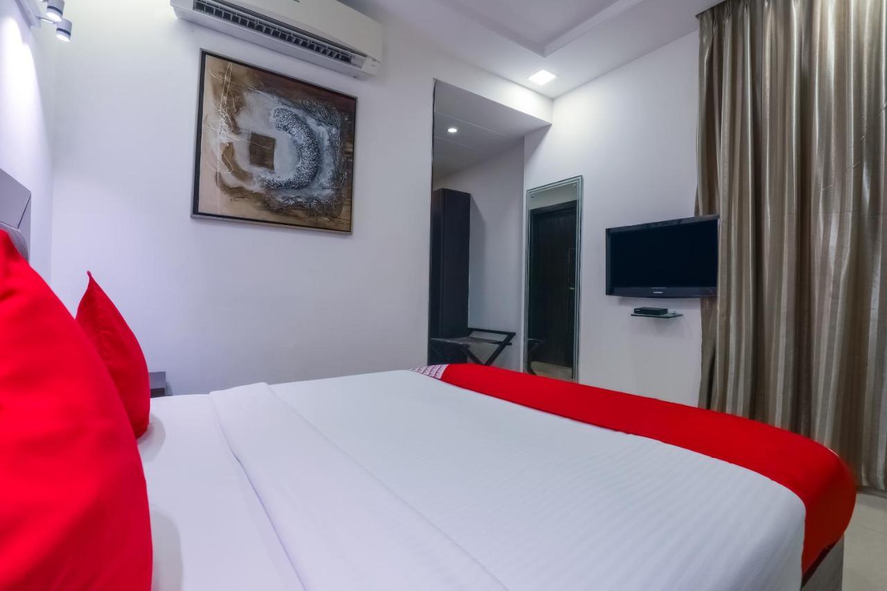Hotel Supreme Visakhapatnam Exterior photo